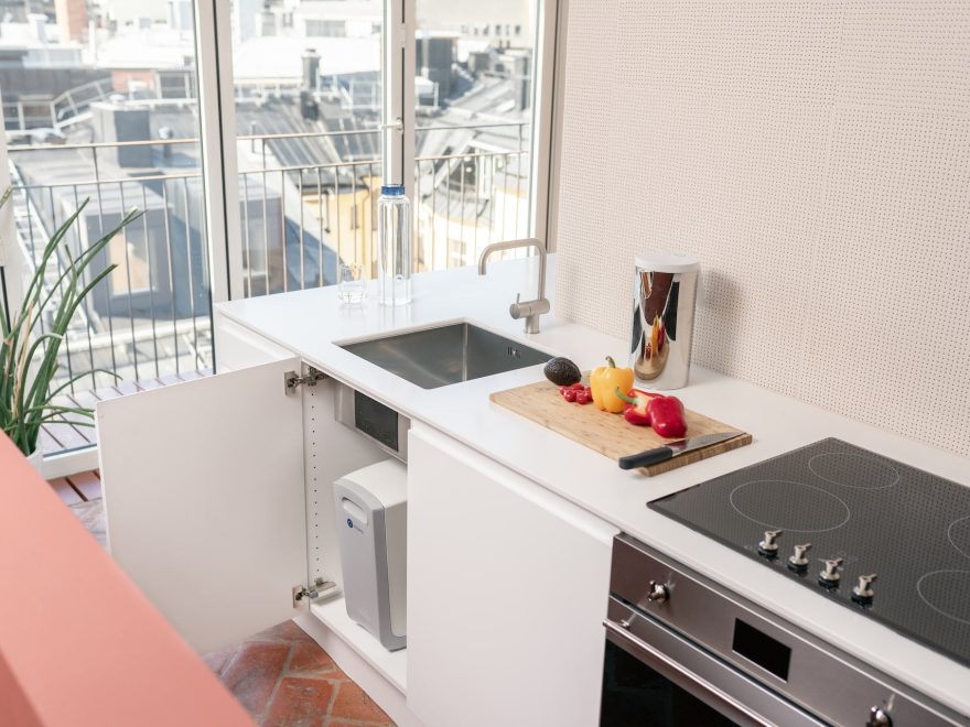 Kitchen Faucet With Bottle Washer
