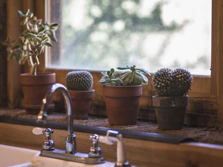 How to Replace Kitchen Faucet Spout?
