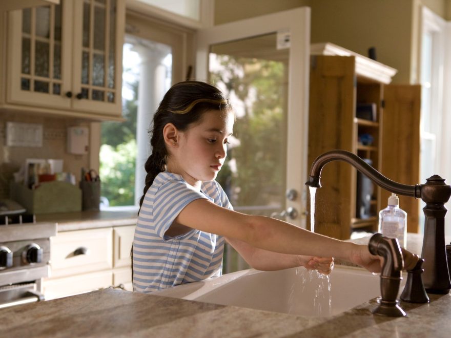 Kitchen Faucet vs Bathroom Faucet