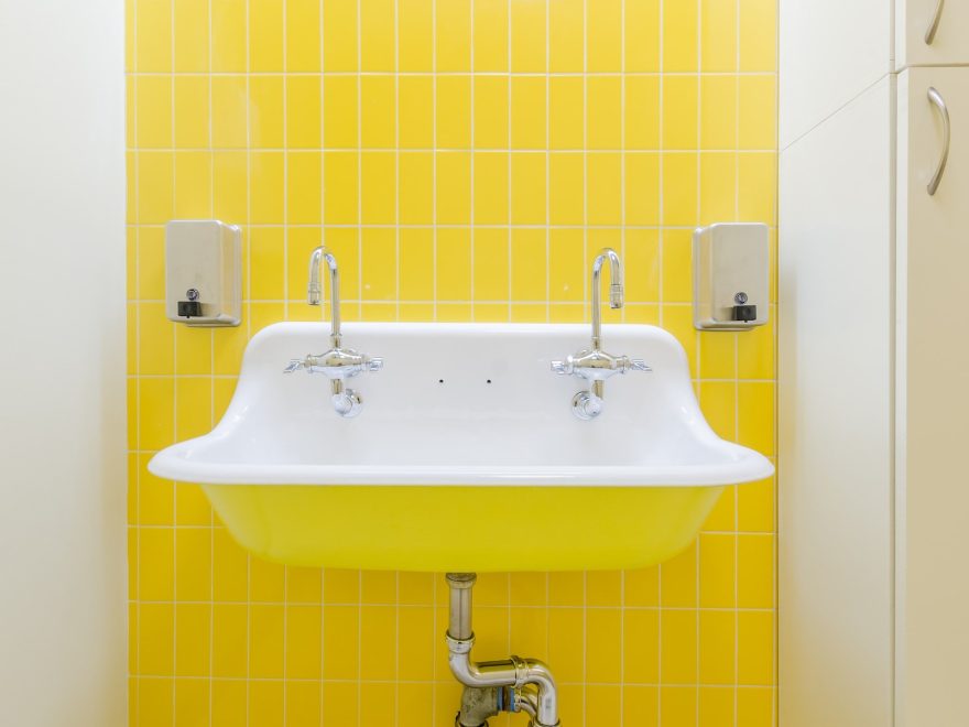 Do Bar Faucets Have Hot and Cold Water