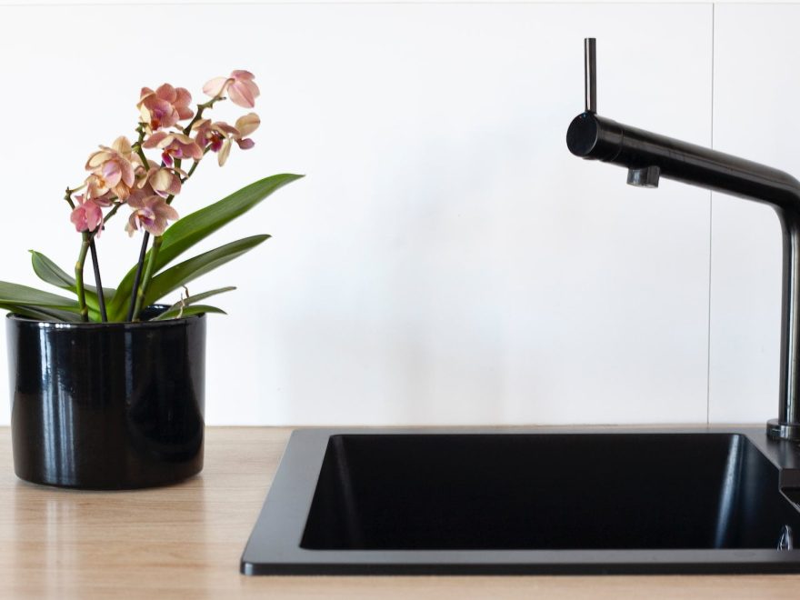 How Does a Pot Filler Faucet Work?