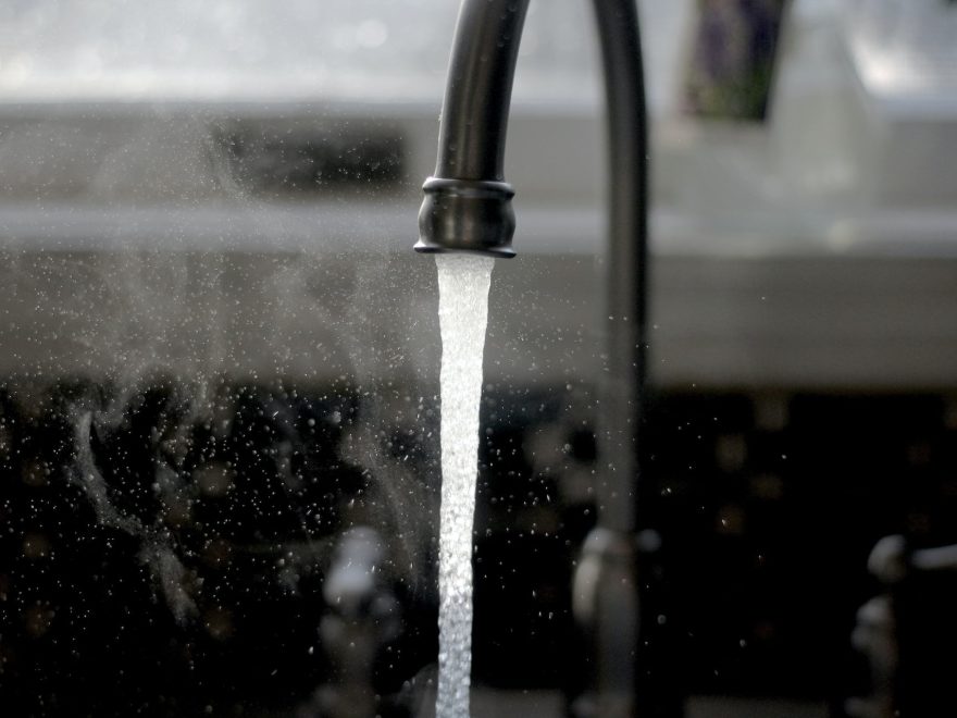 How to Know if Kitchen Faucet Is Bad