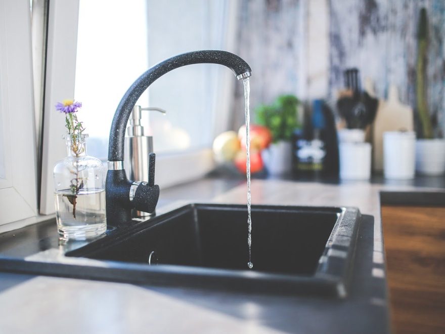 How to Change Kitchen Faucet Spout